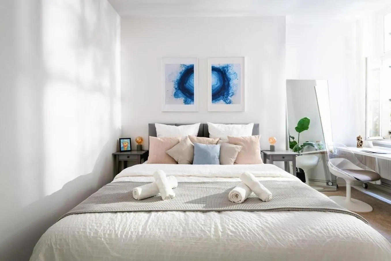 Central Home With Fireplace Near Underground Berlim Apartamento
