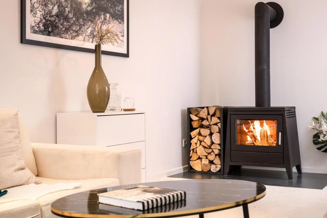 Central Home With Fireplace Near Underground Berlim